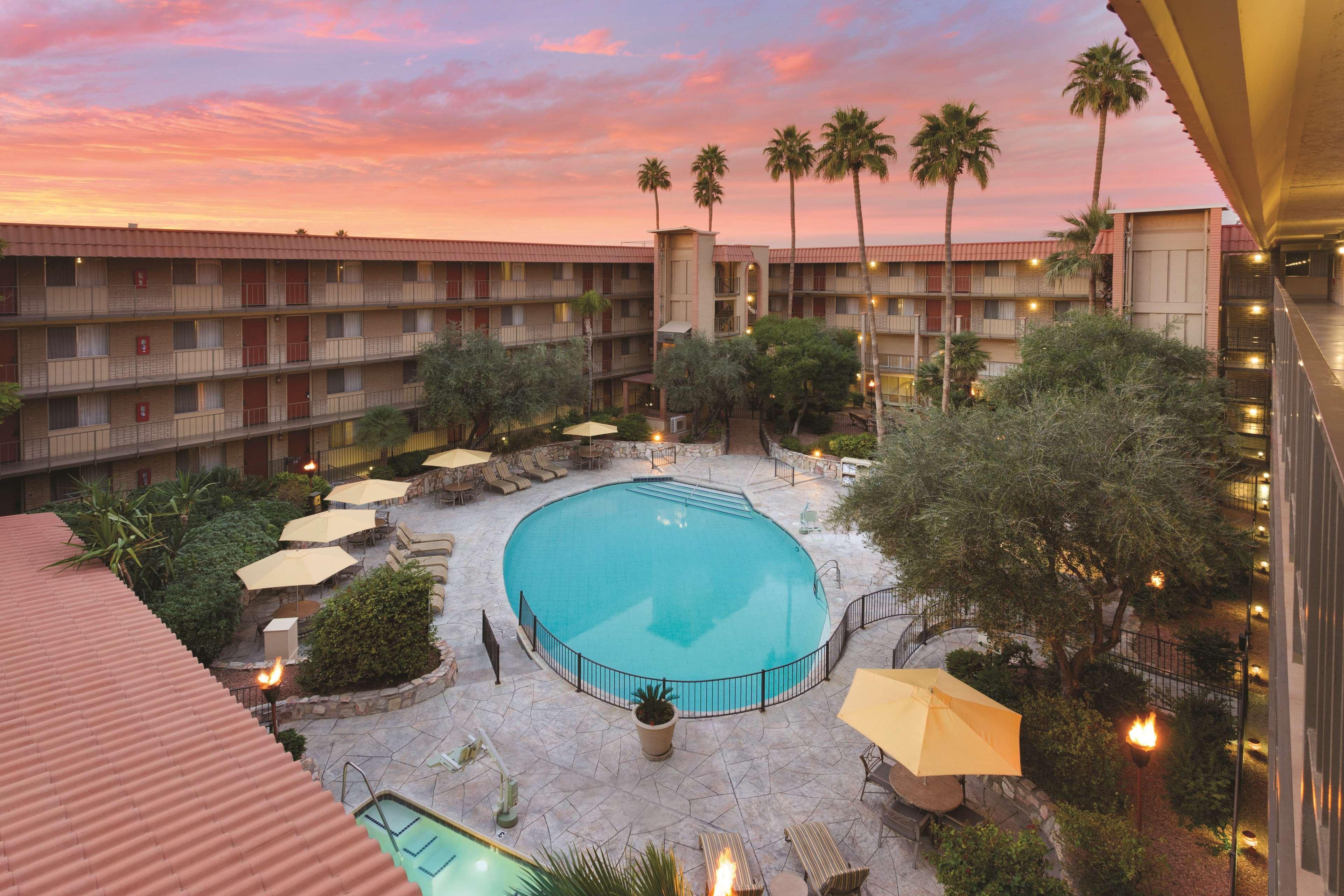 Motel 6 Phoenix, Az - Sky Harbor Zewnętrze zdjęcie